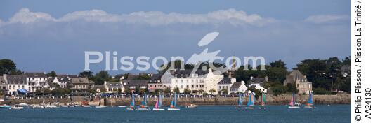 Locquirec in Brittany. - © Philip Plisson / Plisson La Trinité / AA24130 - Photo Galleries - Sailing school