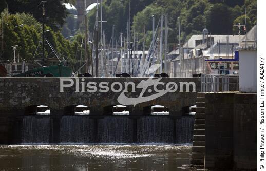 Morlaix. - © Philip Plisson / Plisson La Trinité / AA24177 - Photo Galleries - Bridge