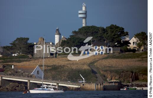 The Stiff lighthouse on Ouessant - © Philip Plisson / Plisson La Trinité / AA24297 - Photo Galleries - France