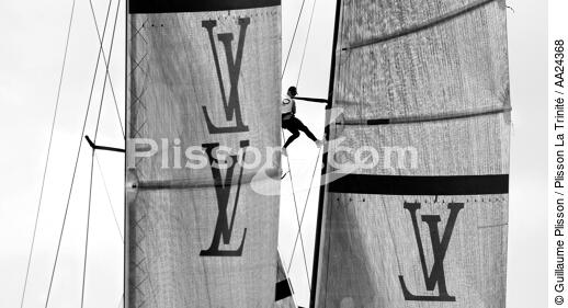 Louis Vuitton Pacific Series - © Guillaume Plisson / Plisson La Trinité / AA24368 - Photo Galleries - Racing monohull