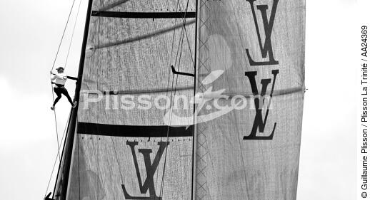 Louis Vuitton Pacific Series - © Guillaume Plisson / Plisson La Trinité / AA24369 - Nos reportages photos - Monocoque de course