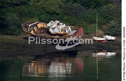 Aber Wrac'h. - © Philip Plisson / Plisson La Trinité / AA24458 - Photo Galleries - Shipwreck