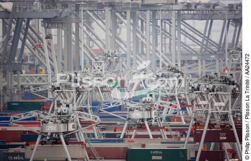 Le port de Rotterdam - © Philip Plisson / Plisson La Trinité / AA24472 - Nos reportages photos - Pays-Bas