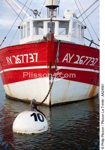 Rivière de Crac'h. - © Philip Plisson / Plisson La Trinité / AA24561 - Nos reportages photos - Ponton ostréicole