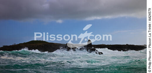 The Torche cape - © Philip Plisson / Plisson La Trinité / AA24579 - Photo Galleries - Storm at sea