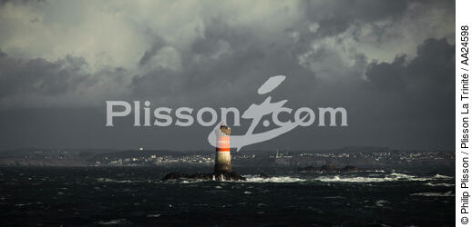 Pierres Noires lighthouse. - © Philip Plisson / Plisson La Trinité / AA24598 - Photo Galleries - Ouessant Island and Molène Archipelago