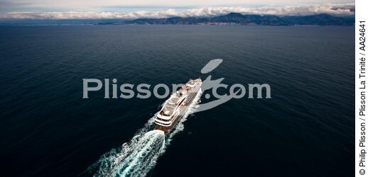 Le Boréal - © Philip Plisson / Plisson La Trinité / AA24641 - Photo Galleries - Cruise