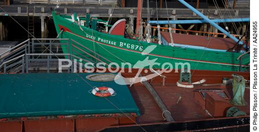 Port-Rhu à Douarnenez. - © Philip Plisson / Plisson La Trinité / AA24955 - Nos reportages photos - Port-Rhu