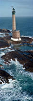 Phare des Roches Douvres © Philip Plisson / Plisson La Trinité / AA25040 - Nos reportages photos - Panoramique vertical