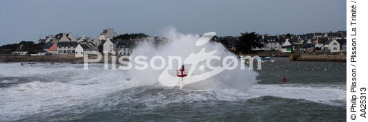 Lesconil - © Philip Plisson / Plisson La Trinité / AA25313 - Photo Galleries - Storm at sea