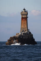 Le phare de la Vieille dans le Raz de Sein. © Philip Plisson / Plisson La Trinité / AA25480 - Nos reportages photos - Sein [Ile de]
