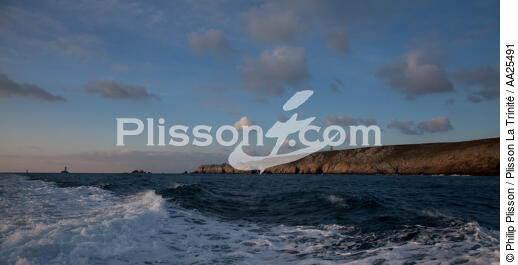Pointe du Raz. - © Philip Plisson / Plisson La Trinité / AA25491 - Photo Galleries - Site of Interest [29]
