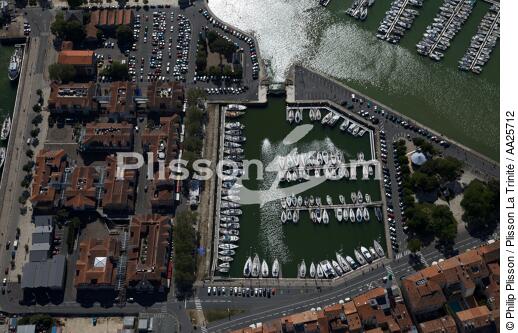 La Rochelle - © Philip Plisson / Plisson La Trinité / AA25712 - Photo Galleries - Town