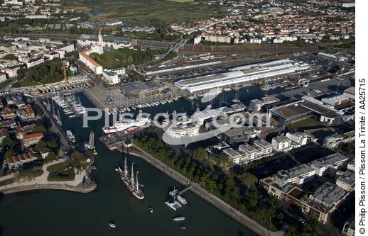 La Rochelle - © Philip Plisson / Plisson La Trinité / AA25715 - Photo Galleries - Town