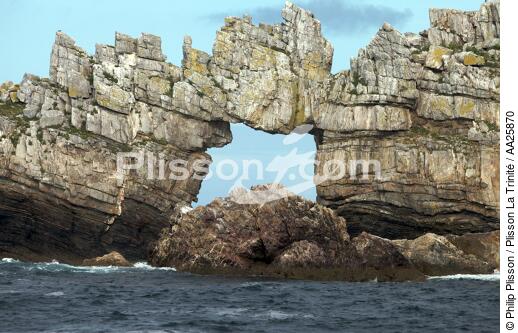 Toulinguet point - © Philip Plisson / Plisson La Trinité / AA25870 - Photo Galleries - Rock
