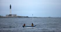Devant l'île de Sein. © Philip Plisson / Plisson La Trinité / AA26051 - Nos reportages photos - Barque
