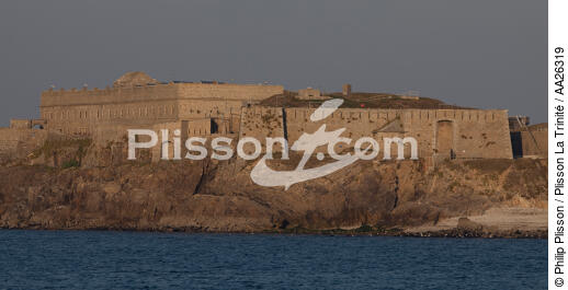 Le fort de Penthièvre sur la presqu'île de Quiberon. - © Philip Plisson / Plisson La Trinité / AA26319 - Nos reportages photos - Quiberon [presqu'île de]