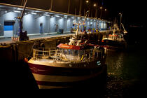 Le port de pêche de Kéroman à Lorient. © Philip Plisson / Plisson La Trinité / AA26459 - Nos reportages photos - Nuit