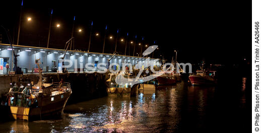The fishing port of Lorient Kéroman. - © Philip Plisson / Plisson La Trinité / AA26466 - Photo Galleries - Lorient