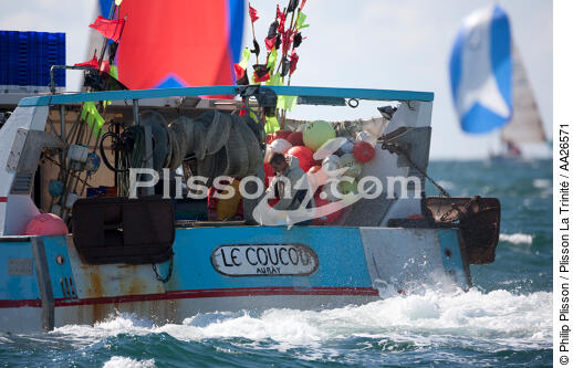 Bateau de pêche devant Quiberon - © Philip Plisson / Plisson La Trinité / AA26571 - Nos reportages photos - Bateau de pêche