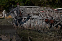 Wreck on the Blavet. © Philip Plisson / Plisson La Trinité / AA26676 - Photo Galleries - River [56]