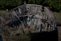 Wreck on the Blavet. © Philip Plisson / Plisson La Trinité / AA26678 - Photo Galleries - River [56]
