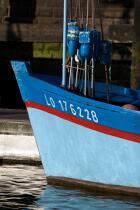 Dans le port de Groix © Philip Plisson / Plisson La Trinité / AA26757 - Nos reportages photos - Elément d'un bateau