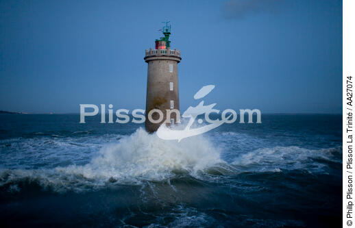 The grand Charpentier lighthouse - © Philip Plisson / Plisson La Trinité / AA27074 - Photo Galleries - Wave
