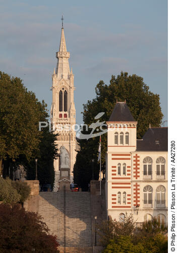 Nantes - © Philip Plisson / Plisson La Trinité / AA27280 - Nos reportages photos - Eglise