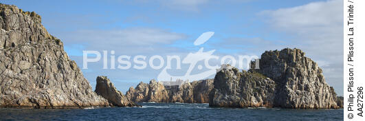 Les Tas de Pois - © Philip Plisson / Plisson La Trinité / AA27296 - Photo Galleries - Cliff