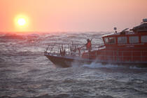 Port Médoc Lifeboat © Philip Plisson / Plisson La Trinité / AA27353 - Photo Galleries - Lifesaving at sea