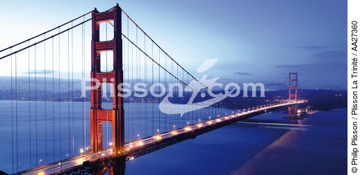 San Francisco Golden Gate Bridge - © Philip Plisson / Plisson La Trinité / AA27360 - Photo Galleries - The Golden Gate