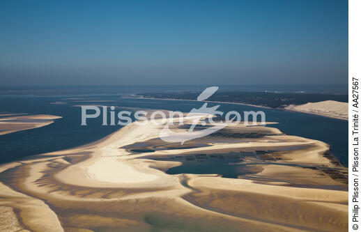 The Arguin sand bank - © Philip Plisson / Plisson La Trinité / AA27567 - Photo Galleries - Big tides