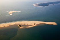 The Arguin sand bank © Philip Plisson / Plisson La Trinité / AA27572 - Photo Galleries - Big tides