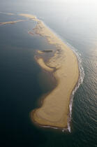 The Arguin sand bank © Philip Plisson / Plisson La Trinité / AA27574 - Photo Galleries - Tide