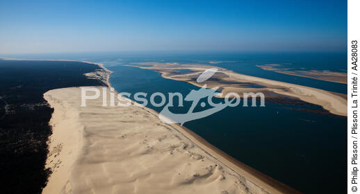 Arguin Sand Bank - © Philip Plisson / Plisson La Trinité / AA28083 - Photo Galleries - Big tides