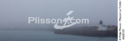Yeu island - © Philip Plisson / Plisson La Trinité / AA28133 - Photo Galleries - Mist