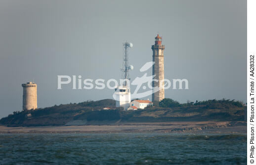 Les Baleines lighthouse - © Philip Plisson / Plisson La Trinité / AA28332 - Photo Galleries - Semaphore