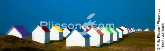 Cabanes de Gouville-sur-mer - © Philip Plisson / Plisson La Trinité / AA28368 - Nos reportages photos - Site [50]