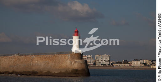 Les Sables d'Olonne - © Philip Plisson / Plisson La Trinité / AA28403 - Nos reportages photos - Port