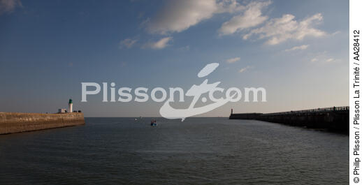 Les Sables d'Olonne - © Philip Plisson / Plisson La Trinité / AA28412 - Nos reportages photos - Port