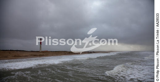 Plage de la Coubre - © Philip Plisson / Plisson La Trinité / AA28533 - Nos reportages photos - Ciel de grain