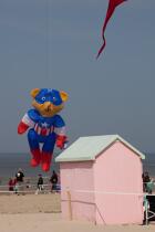 International Meetings of kites in Berck sur Mer [AT] © Philip Plisson / Plisson La Trinité / AA28610 - Photo Galleries - Town [62]