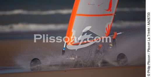 Grand Prix de Chars à voile à Omaha Beach - © Philip Plisson / Plisson La Trinité / AA28733 - Nos reportages photos - Sport non nautique