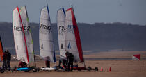 Grand Prix Tanks sailing Omaha Beach [AT] © Philip Plisson / Pêcheur d’Images / AA28747 - Photo Galleries - Sand yachting at Omaha Beach