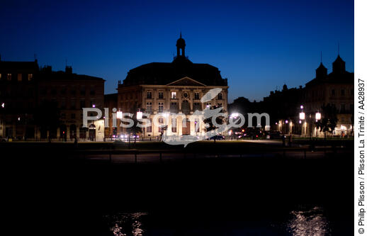 Bordeaux - © Philip Plisson / Plisson La Trinité / AA28937 - Nos reportages photos - Nuit