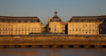Bordeaux © Philip Plisson / Plisson La Trinité / AA28960 - Photo Galleries - La Garonne
