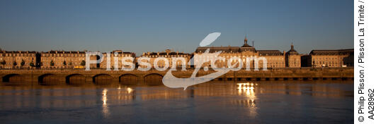 Bordeaux - © Philip Plisson / Plisson La Trinité / AA28962 - Photo Galleries - Star