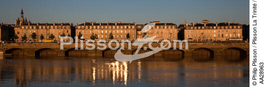 Bordeaux - © Philip Plisson / Plisson La Trinité / AA28963 - Nos reportages photos - Astre