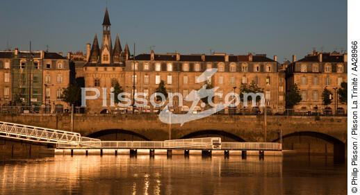 Bordeaux - © Philip Plisson / Plisson La Trinité / AA28966 - Photo Galleries - Star